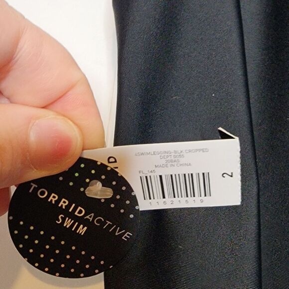 2X 18W 20W Torrid Active High Rise Capri Swim Legging Bottoms Black Plussize - Picture 5 of 7